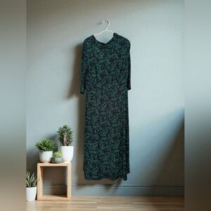 Lane Bryant Tie-Neck Open Back Midi Dress Size 14/16P (EUC)